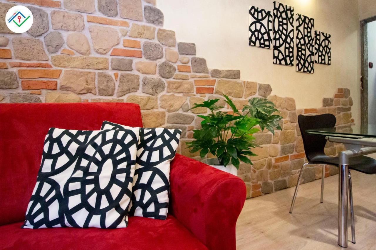 Antica Piazza Apartment By Tuscanywego Lukka Zewnętrze zdjęcie