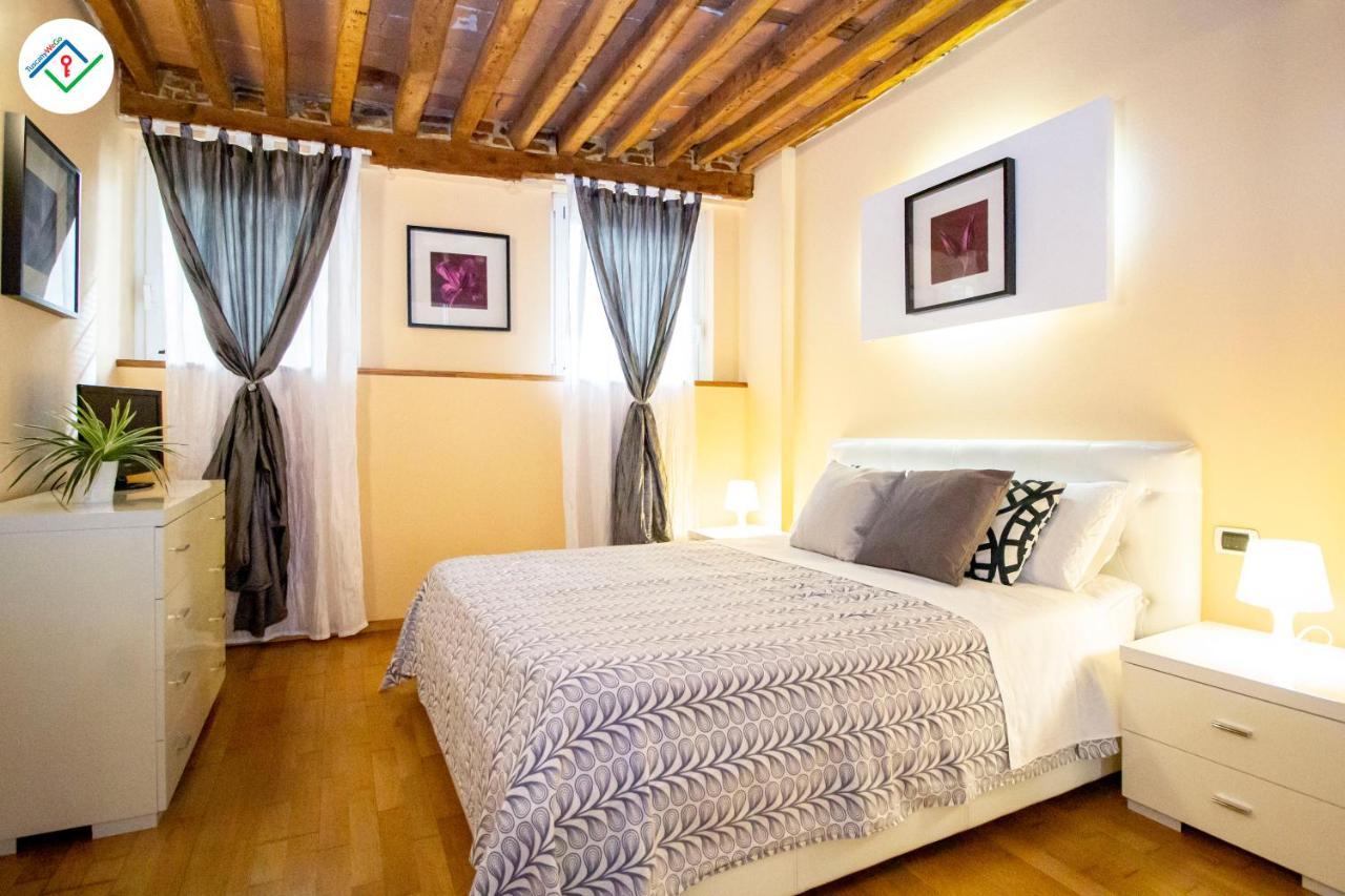Antica Piazza Apartment By Tuscanywego Lukka Zewnętrze zdjęcie